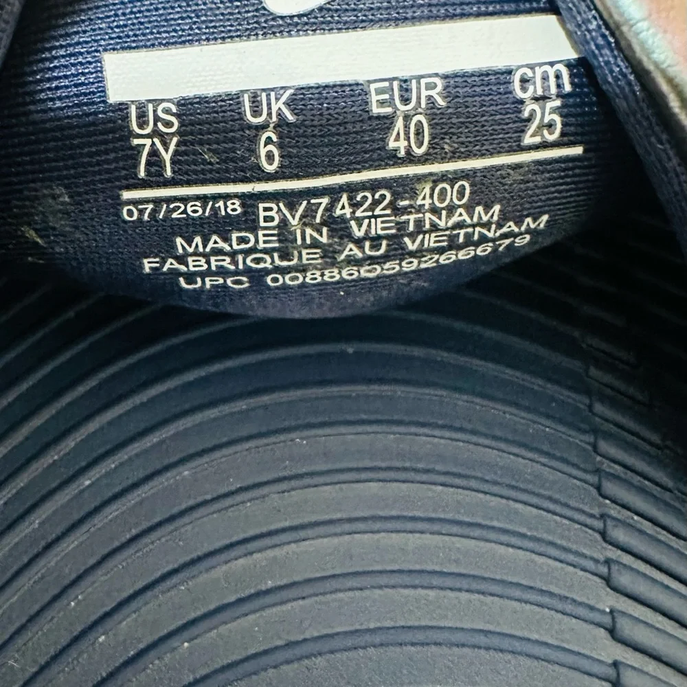 Nike Sandals Mens Size 7 Purple Bennasi Swoosh Slide Shoes Pool‎ Beach 7422-400
